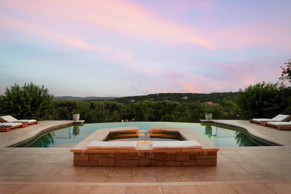 Leslie Gossett | Kuper Sotheby's International Realty