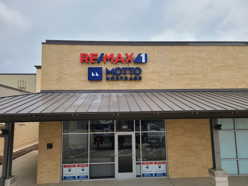 RE/MAX Fine Properties